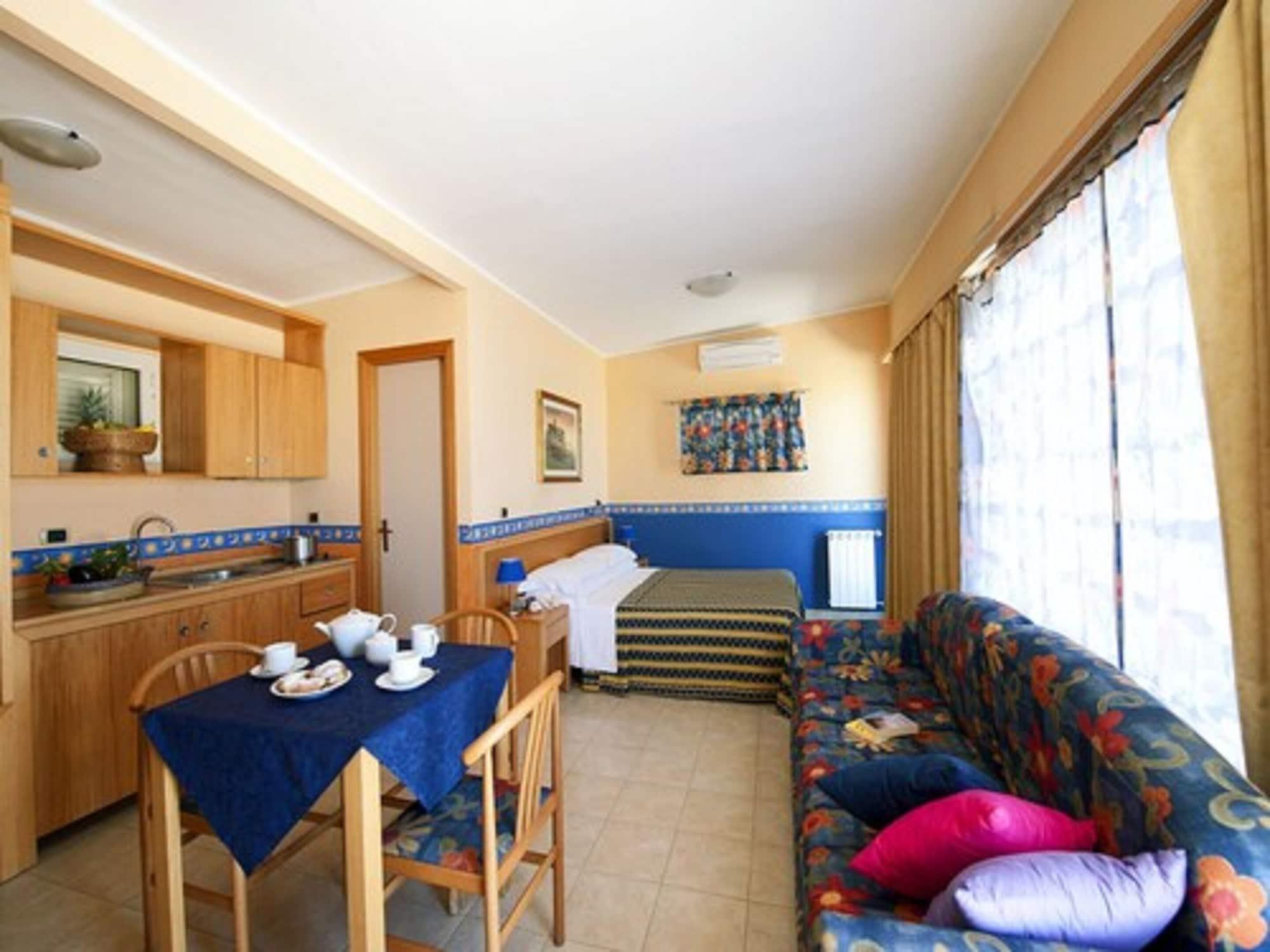 Villaggio Albergo Internazionale La Plaja CTA Cameră foto